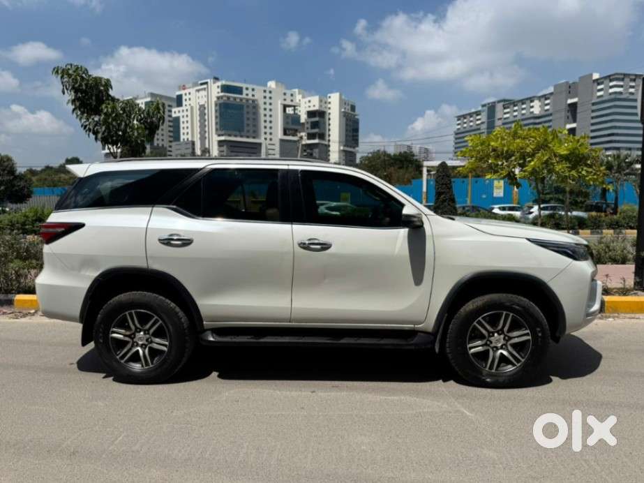 Toyota Fortuner 4x2 At 2.8 Diesel, 2022, Diesel