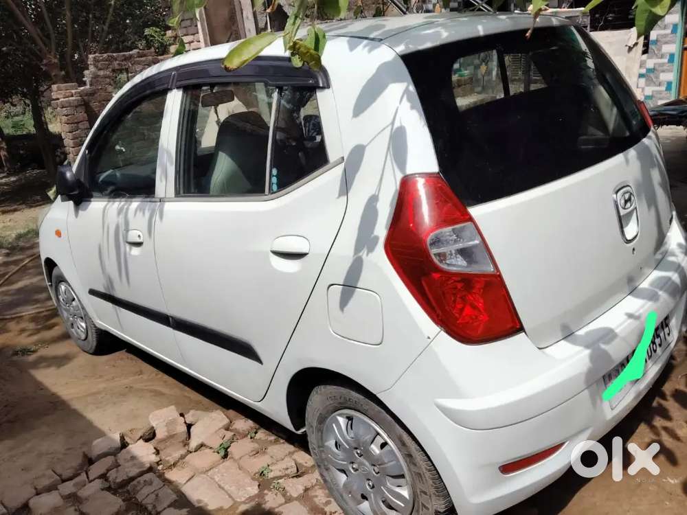 Hyundai I10 Sportz Petrol 2011