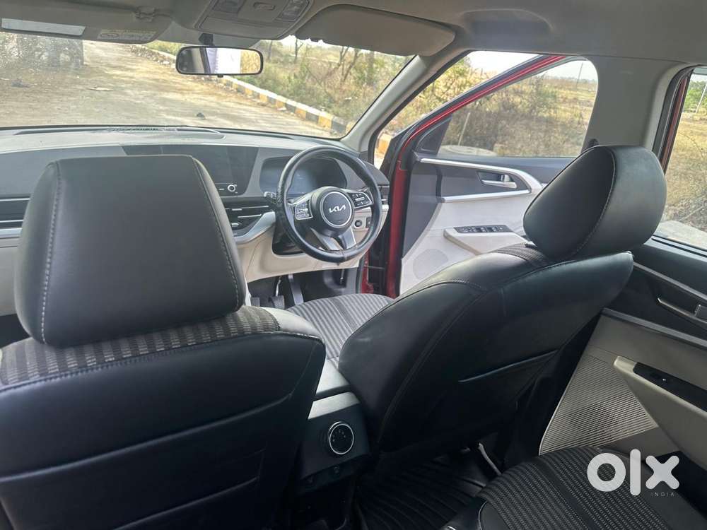 Kia Carens G1 4.6mt Luxury Plus 7, 2022, Petrol