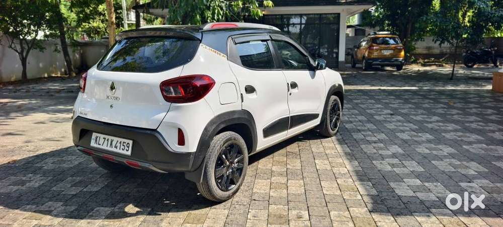 Renault Kwid 1.0 Climber (o) Dual Tone, 2022, Petrol