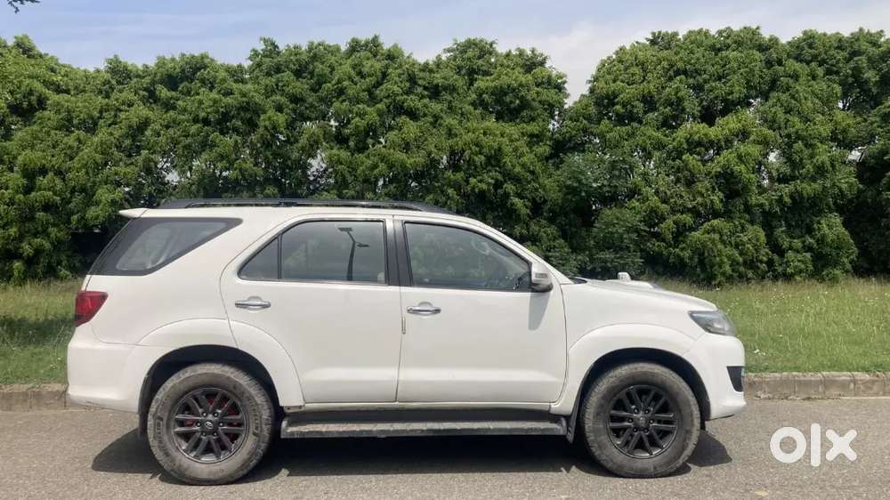 Toyota Fortuner 2012 Diesel Well Maintained