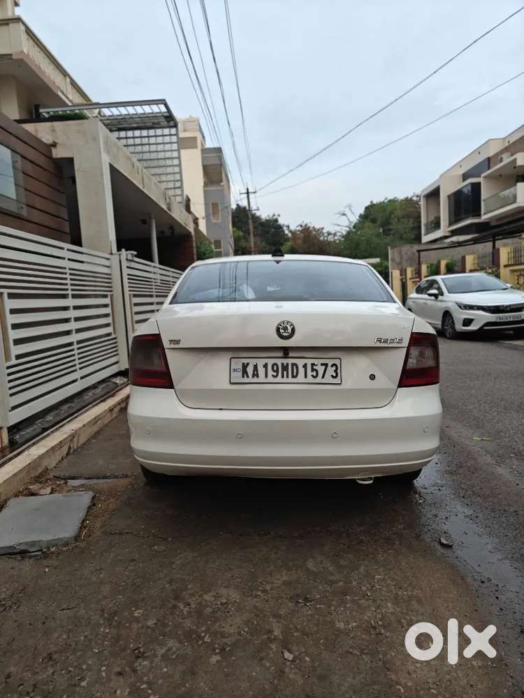 Skoda Rapid Elegance 2013 Diesel