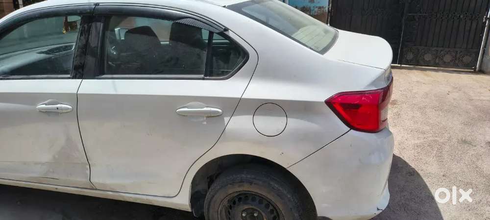 Honda Amaze 2nd Gen 2019 Diesel 102061 Km Driven. 25+kmpl Mileage