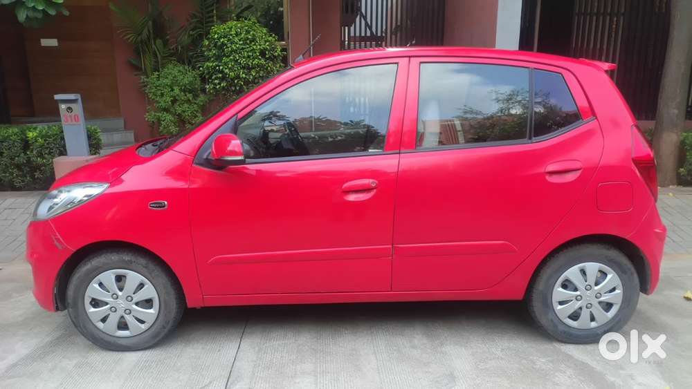 Hyundai I10 Gls 2011  Owner Living Abroad  Very Less Km Driven