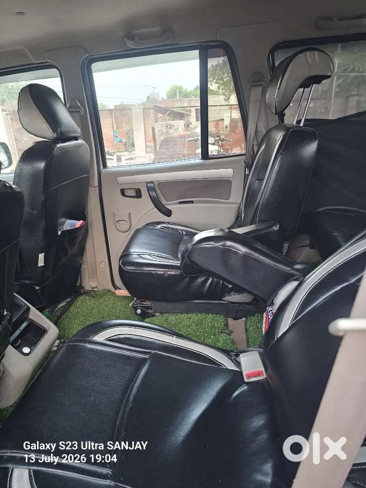 Mahindra Scorpio S10 2016