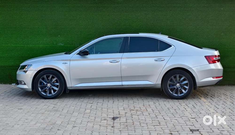 Skoda Superb, 2018, Petrol