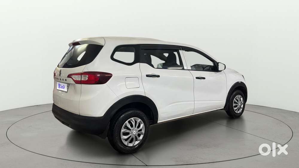Renault Triber 1.0 Rxe, 2022, Petrol