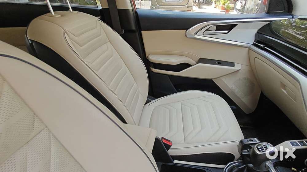 Kia Carens 1.4 Luxury 7 Str, 2022, Petrol