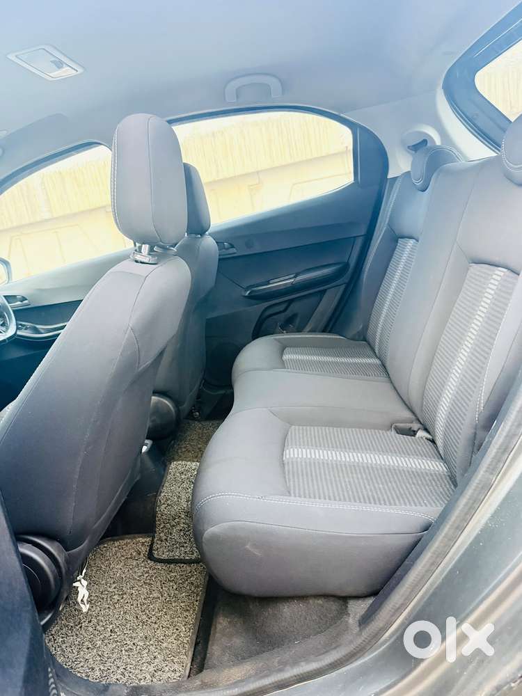 Tata Tiago 1.05 Revotorq Xz Plus Dualtone, 2017, Cng & Hybrids