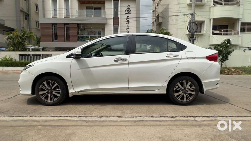 Honda City 1.5 V Cvt I-vtec Mt, 2018, Petrol