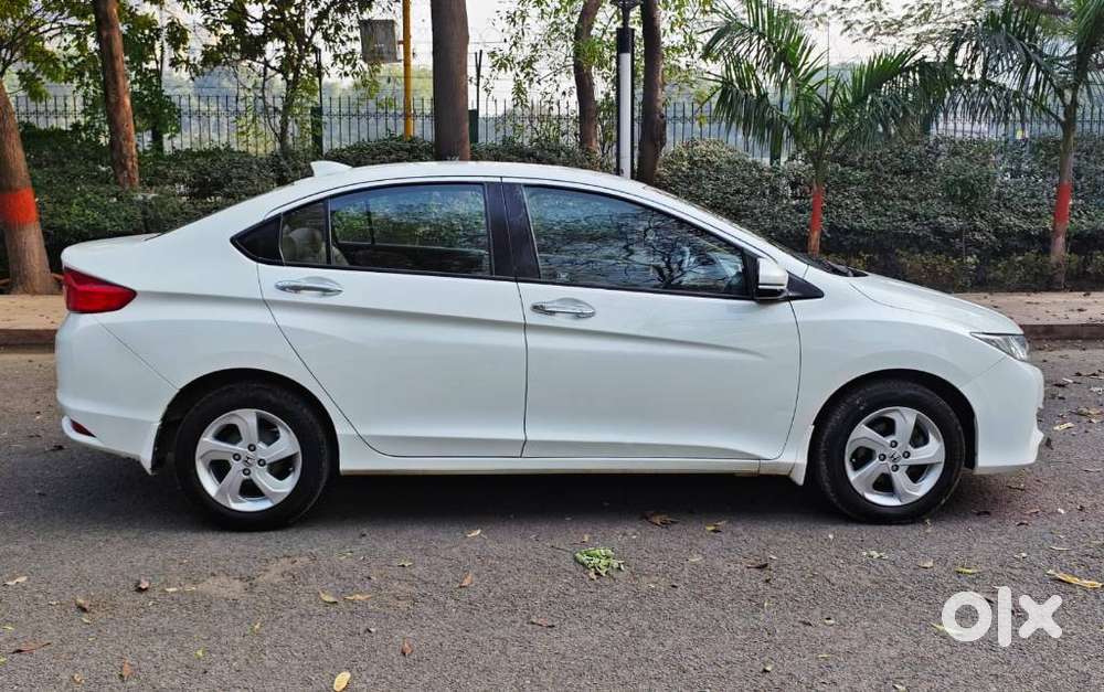 Honda City 2011-2013 V Mt Exclusive, 2015, Petrol