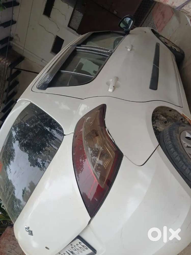 Maruti Suzuki Swift 2016 Petro Cngl 100000 Km Driven
