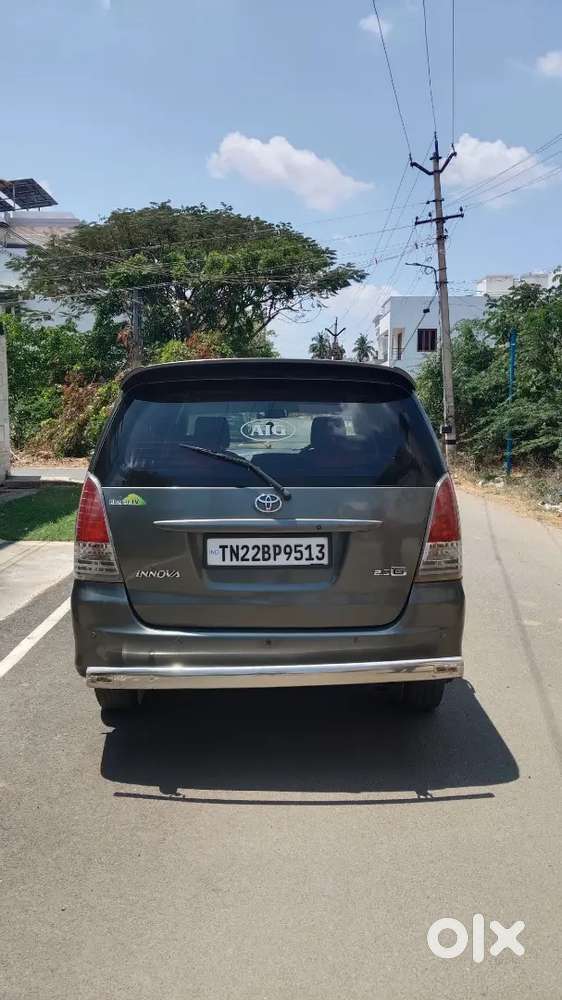 Toyota Innova 2011 Diesel Well Maintained