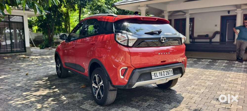 Tata Nexon 1.5 Revotorq Xza Plus S Amt, 2021, Diesel
