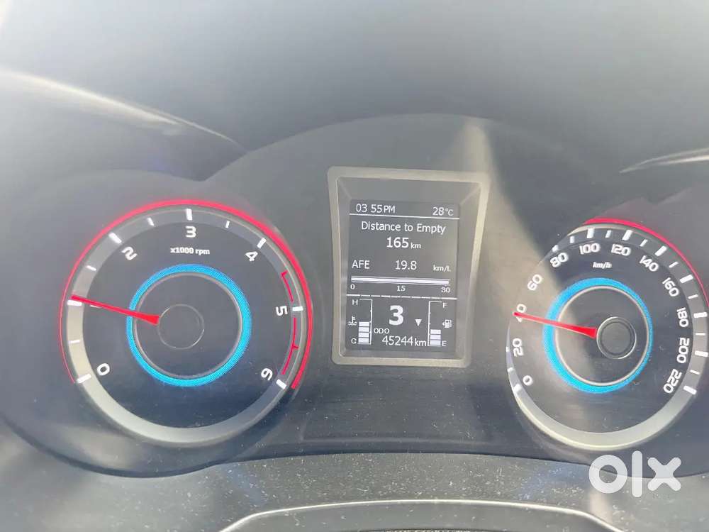 Mahindra Xuv300 Turbosport 2023 Diesel 43000 Km Driven