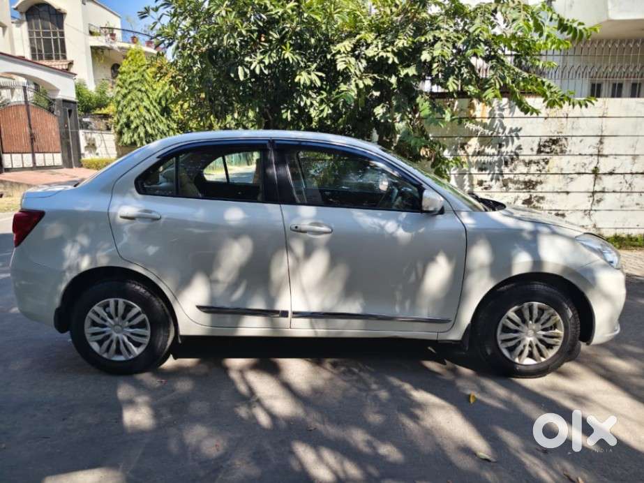 Maruti Suzuki Dzire 1.2 Vxi, 2022, Cng & Hybrids
