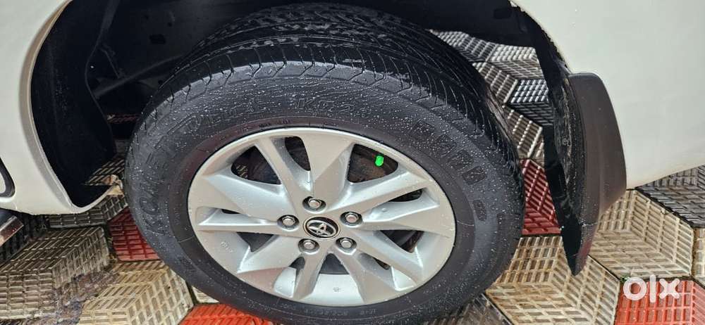 Toyota Innova Crysta G 8 Str, 2017, Diesel