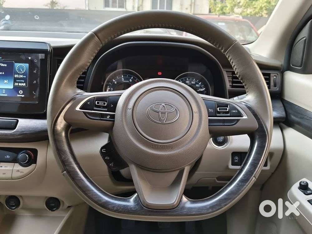 Toyota Rumion V Mt, 2024, Petrol