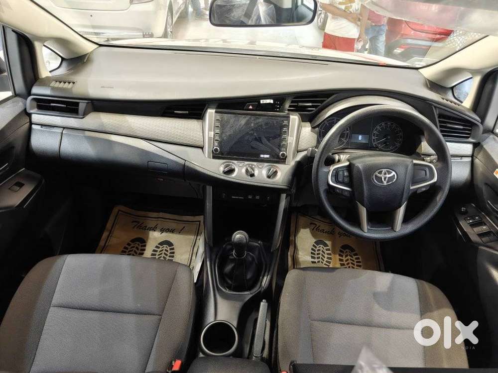 Toyota Innova Crysta [2020-ongoing] 2.4 Gx 8 Str, 2024, Diesel