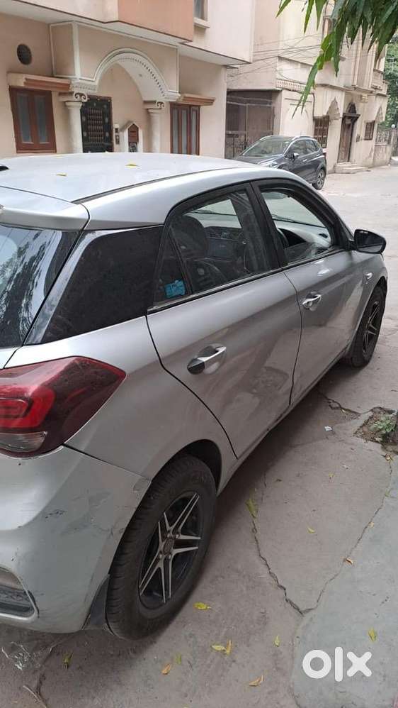 Hyundai I20 2018 Cng & Hybrids 76700 Km Driven