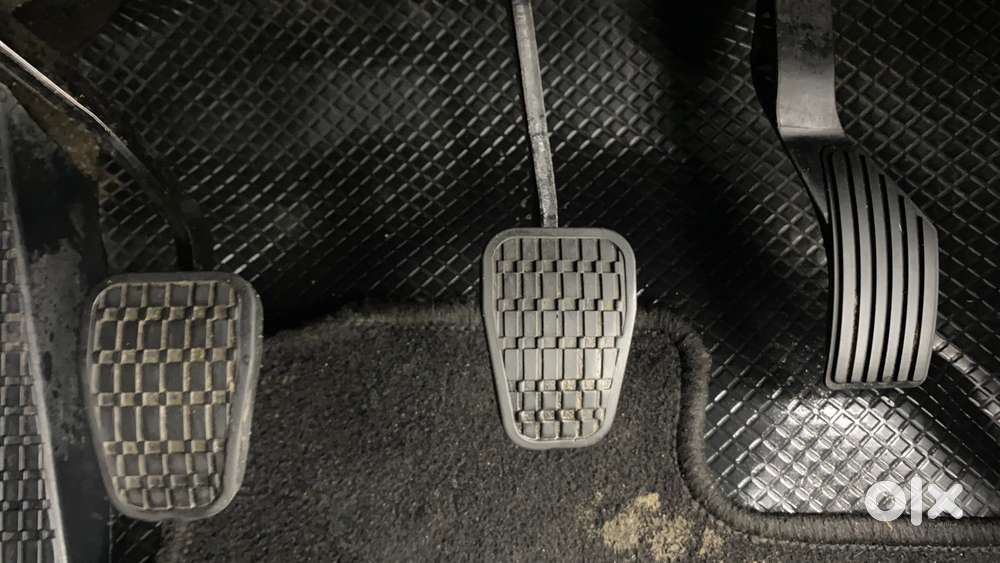 Tata Punch Camo Adventure Mt, 2022, Petrol