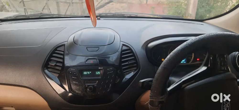 Ford Aspire Blu 2017