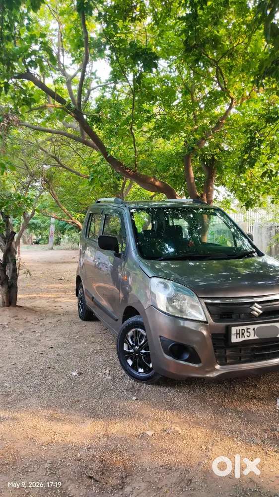 Wagon R 2015 Green Company Cng
