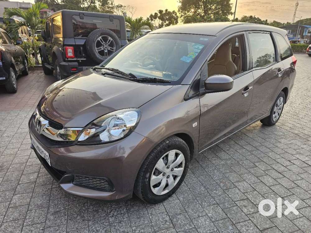 Honda Mobilio 1.5 S I-vtec Mt, 2015, Petrol