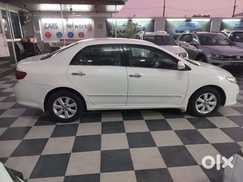 Toyota Corolla Altis 1.8 J, 2011, Diesel