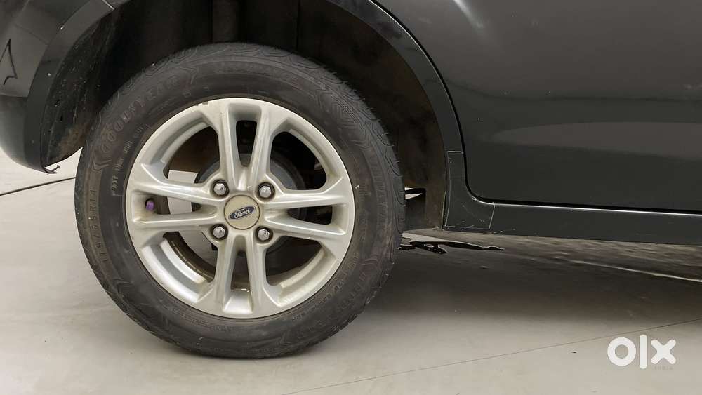 Ford Figo 2010-2012 Petrol Zxi, 2012, Petrol