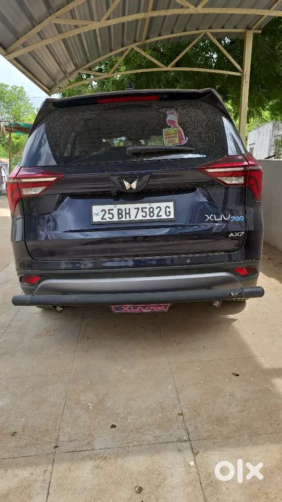 Mahindra Xuv700 Petrol 2025