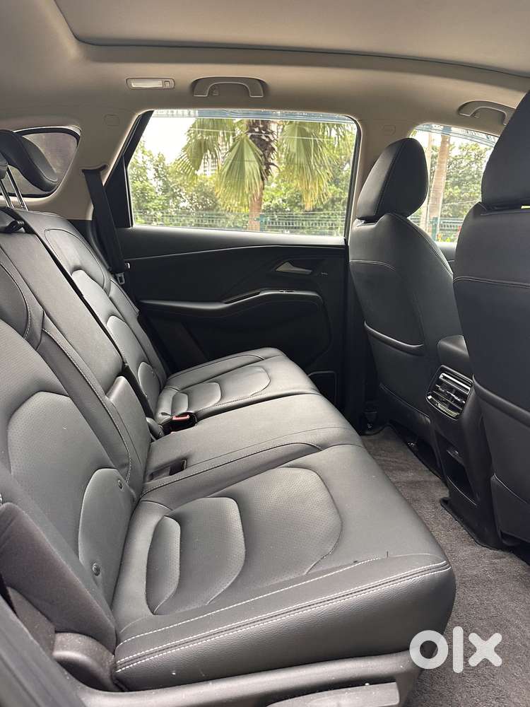 Mg Hector Blackstorm Cvt, 2025, Petrol