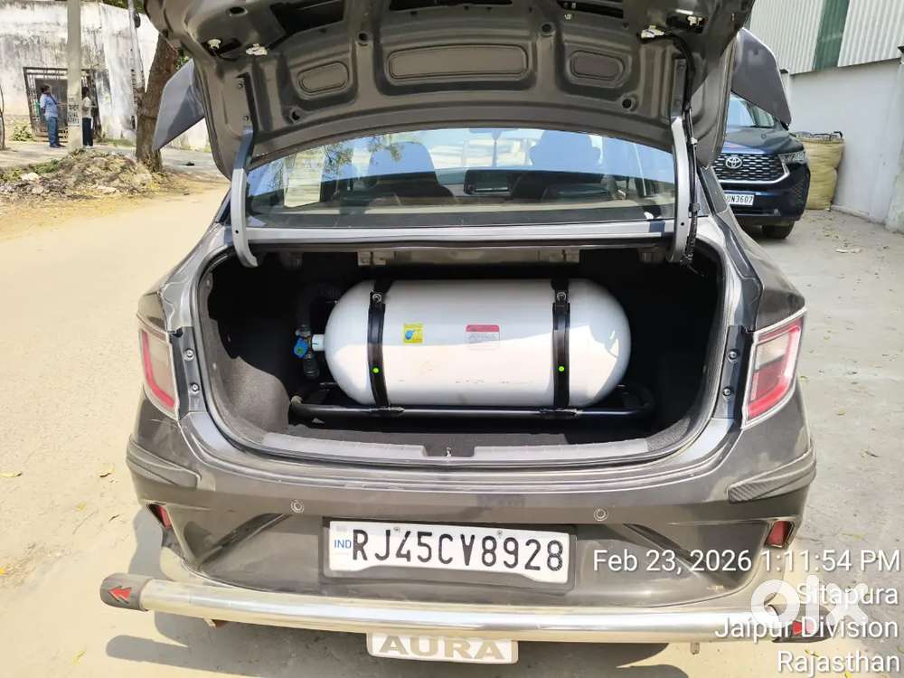 Hyundai Aura 2023 Cng & Hybrids 55040 Km Driven