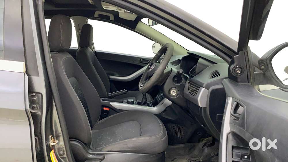 Tata Nexon 1.2 Revotron Xm (s), 2020, Petrol