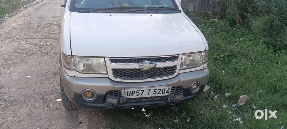 Chevrolet Tavera Neo 2013