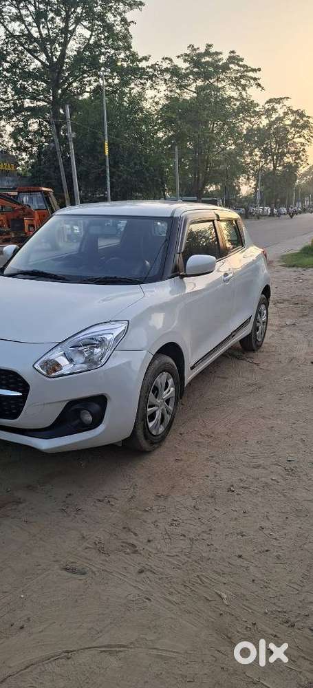 Maruti Suzuki Swift Vxi Glory Limited Edition, 2021, Petrol
