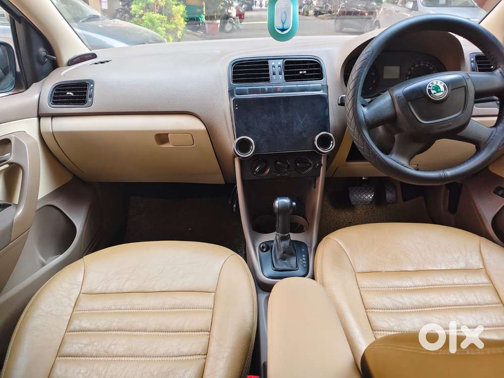 Skoda Rapid 1.6 Mpi At Ambition Plus, 2013, Petrol