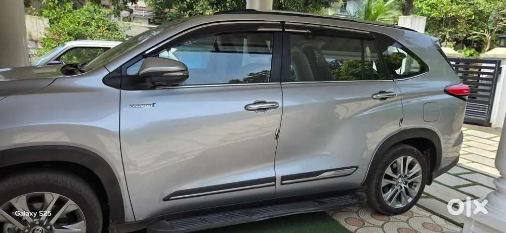 Toyota Innova Hycross 2024 Hybrid 7 Str
