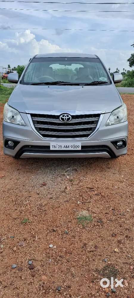 Toyota Innova 2.5 G 2015