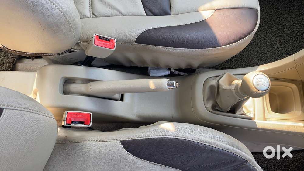 Maruti Suzuki Swift Dzire Vxi 1.2, 2015, Petrol