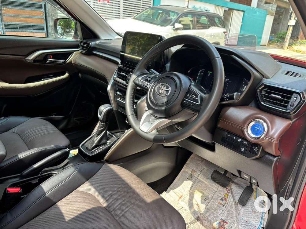 Toyota Urban Cruiser Hyryder 1.5 V Hybrid, 2024, Petrol
