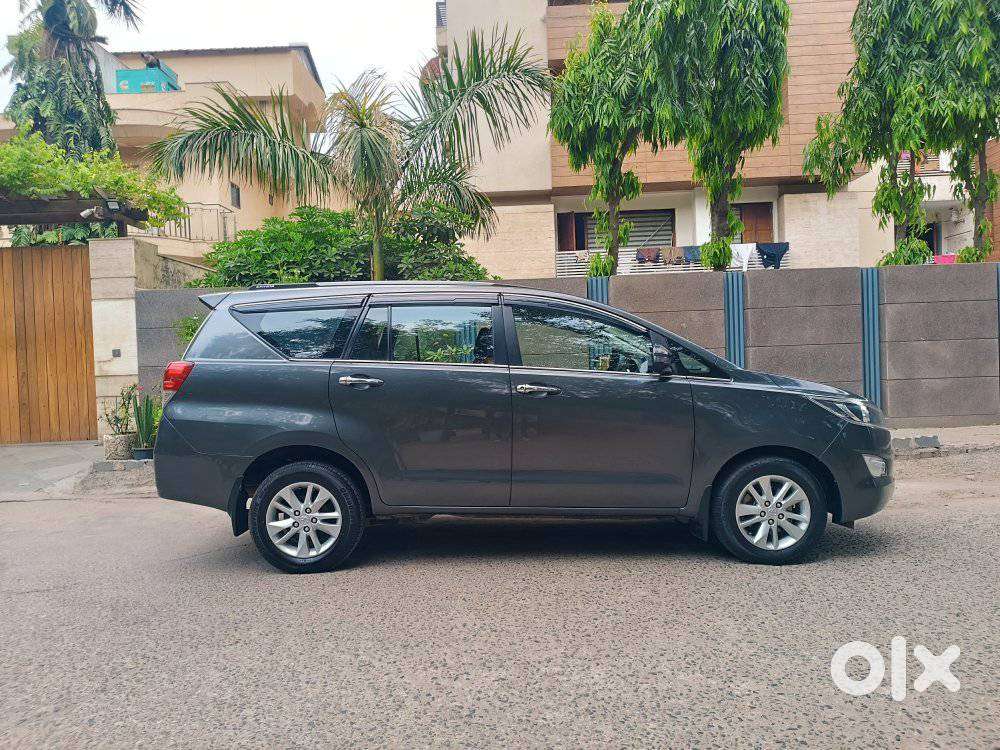 Toyota Innova Crysta [2020-ongoing] 2.4 Gx At 7 Str, 2020, Diesel
