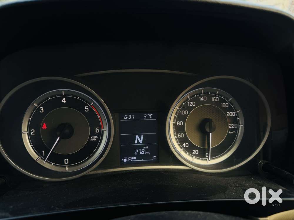 Maruti Suzuki Swift Dzire Zdi + Amt, 2017, Diesel