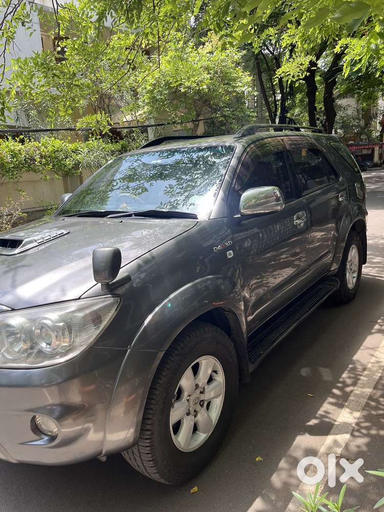 Toyota Fortuner 3.0 4x4 Manual, 2011, Diesel