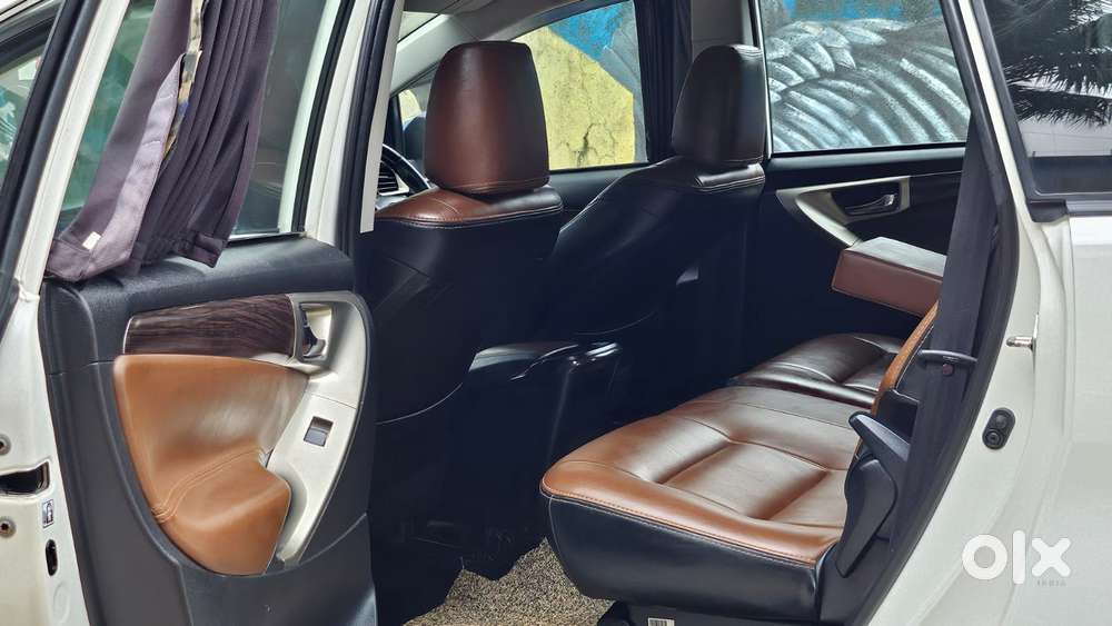 Toyota Innova Crysta 2.4 G Mt, 2021, Diesel