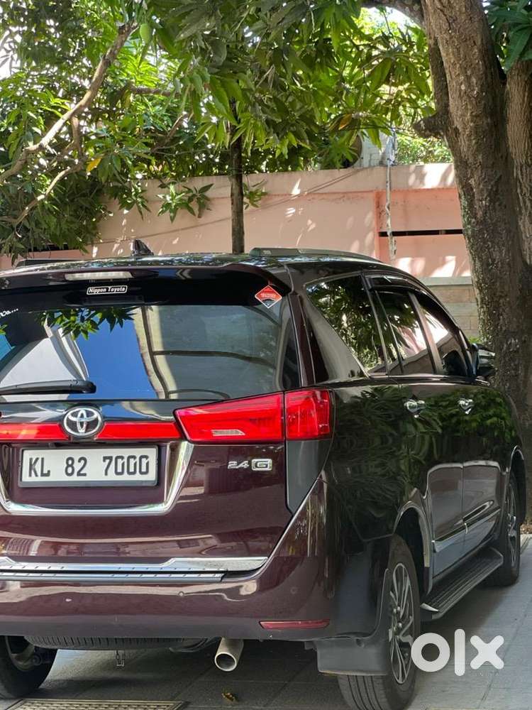 Toyota Innova Crysta 2022 Diesel 50000 Km Driven