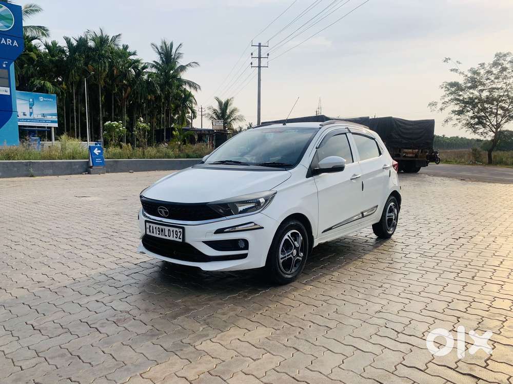 Tata Tiago 1.2 Revotron Xt (o), 2020, Petrol
