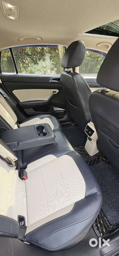 Skoda Slavia Style 1.5l Tsi Mt, 2022, Petrol