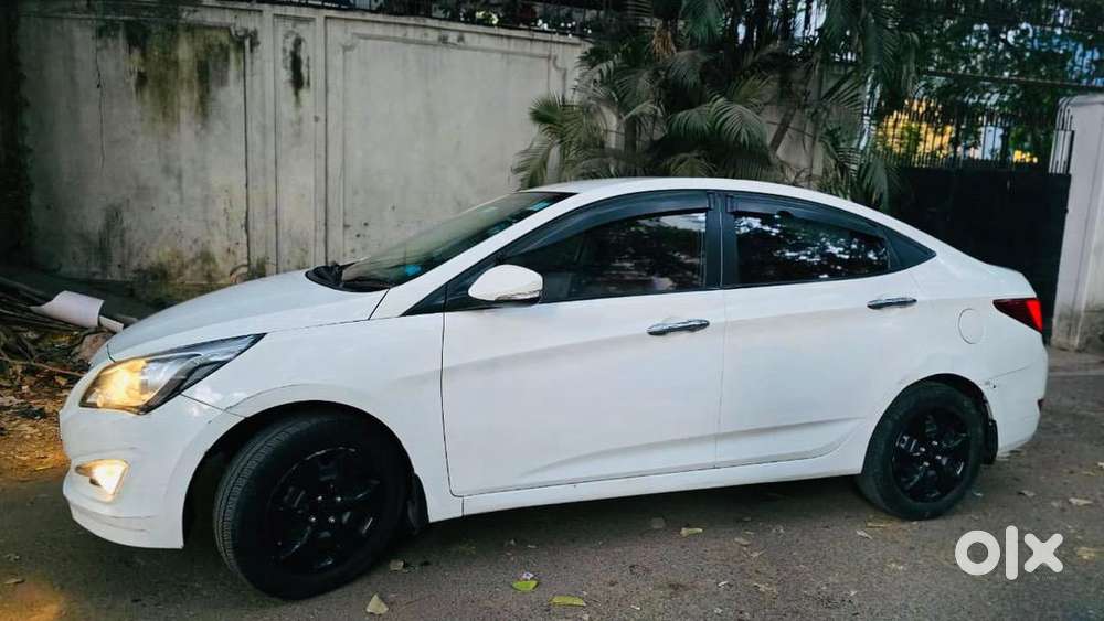 Hyundai Verna 2018 Petrol 60000 Km Driven