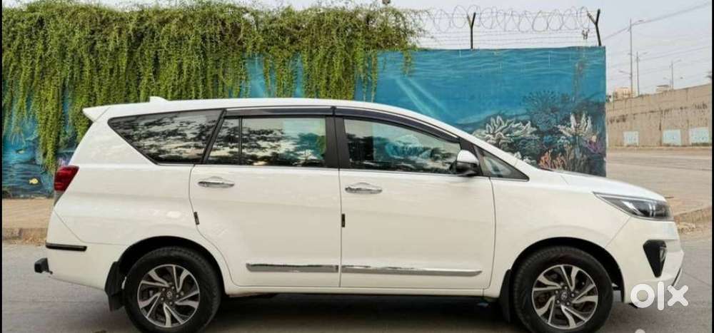 Toyota Innova Crysta 2.4 V, 2022, Diesel